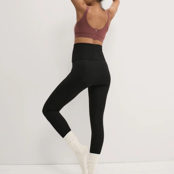 🖤 HATCH Ultra Soft Maternity Leggings 🤰 Before, During & After Wear 🖤 - Picture 2 of 6